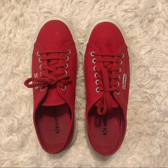 red superga